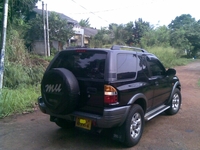 Isuzu MU