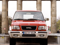 Opel Monterey