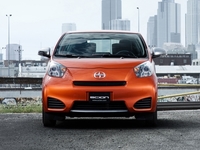 Scion iQ