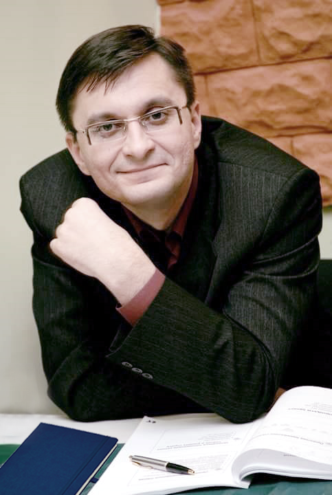 Комарист Андрей Викторович