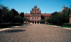 Бывший дворцовый комплекс митрополитов Буковины