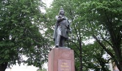 Памятник Мицкевичу