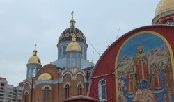 Свято-Покровский храмовый комплекс на Оболони