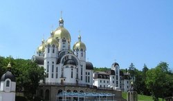 Собор Зарваницкой Божьей Матери